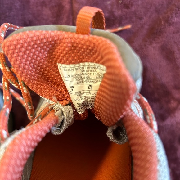 Merrell Size 9 Hiker - Picture 3 of 3
